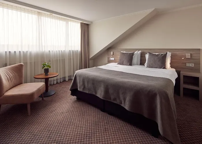 Otel Der Valk - Nijmegen